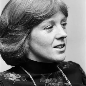 Anne Robinson, Daily Mirror staff. 14th February 1983 Anne Robinson, Daily Mirror staff. 14th February 1983