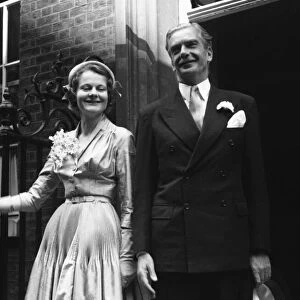 Anthony Eden and Clarissa Churchill on the day of their wedding standing outside Number