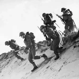 Army landing exercise. Picture taken 6th April 1941 Army landing exercise. Picture taken 6th April 1941
