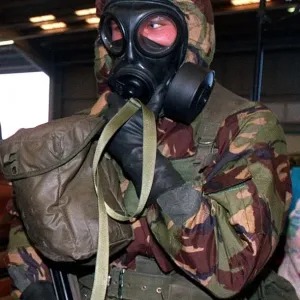 Army Medics Training for Gulf War Print (00154) October 1990