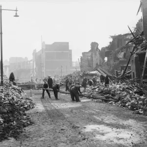The army and salvage workers clear the bomb damage to Hull following several nights of The army and salvage workers clear the bomb damage to Hull following several nights of