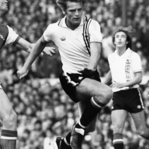 Arsenal 0-0 Manchester United, League Division One match at Highbury Arsenal 0-0 Manchester United, League Division One match at Highbury