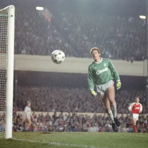 Arsenal 0 v 0 Liverpool, Littlewoods League Cup 3rd round (replay) at Highbury Arsenal 0 v 0 Liverpool, Littlewoods League Cup 3rd round (replay) at Highbury