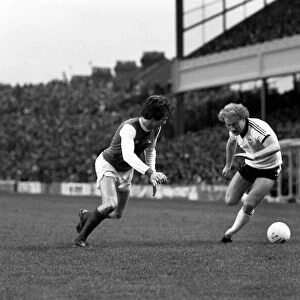 Arsenal (1) v. Ipswich (1). Action from the match. December 1980 80-07210-003