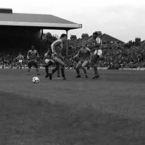 Arsenal 3 v. Chelsea 1. Division One Football. October 1986 LF20-14-024