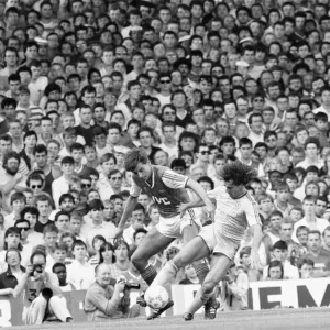 Arsenal v Liverpool Division One Football 15th August 1987