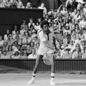 Arthur Robert Ashe, Jr. (July 10, 1943 - February 6, 1993) was an American World No Arthur Robert Ashe, Jr. (July 10, 1943 - February 6, 1993) was an American World No