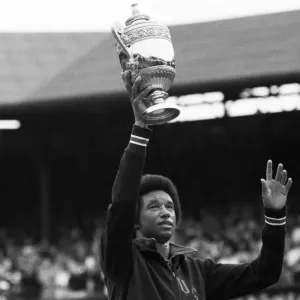 Arthur Robert Ashe, Jr. (July 10, 1943 - February 6, 1993) was an American World No Arthur Robert Ashe, Jr. (July 10, 1943 - February 6, 1993) was an American World No