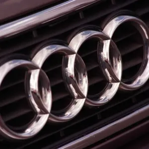 AUDI A8 CAR EXTERIOR AUGUST 1997 AUDI A8 CAR EXTERIOR AUGUST 1997