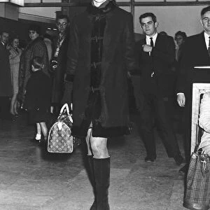 Audrey Hepburn actress at Heathrow airport MSi