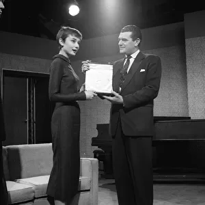 Audrey Hepburn and jack Hawkins. January 1955