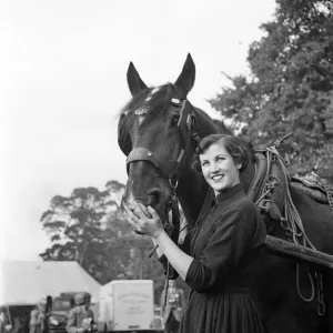 Audrey Walters, Miss Young Farmer with her horse. October 1952 C4936