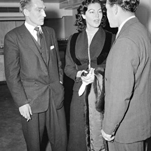Ava Gardner with footballers Alf Ramsey and Bentley, January 1955