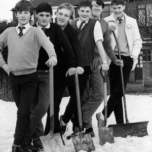 1987 Print: Redcar Schoolboys Clear Pathways for Pensioners