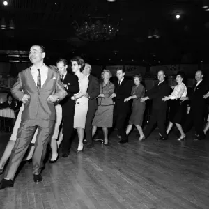 Joe Loss Introduces the Finnjenka Print 1964