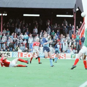 Barnsley 1-1 Middlesbrough Print, Oakwell Ground, September 1989 Barnsley 1-1 Middlesbrough Print, Oakwell Ground, September 1989