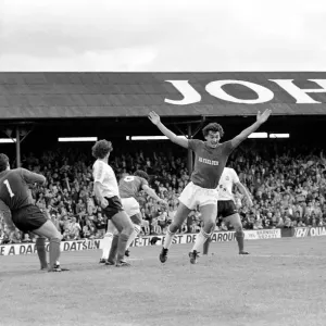 Barnsley 3 v. Bolton 0 Print - September 1981 Barnsley 3 v. Bolton 0 Print - September 1981