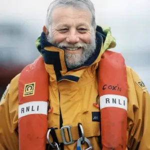 Barry Lifeboat Member Ray Brown Print 1998 Photo Barry Lifeboat Member Ray Brown Print 1998 Photo