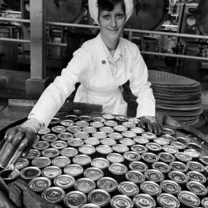 Batchelors food factory, Wadsley Bridge, Sheffield. 4th September 1967