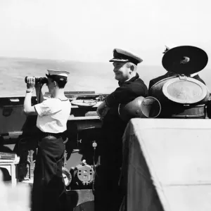 Battlecruiser HMS Sheffield returning home from operations against the German warship Battlecruiser HMS Sheffield returning home from operations against the German warship