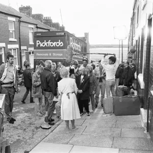 The BBC in Elswick Street, Dingle filming the hit comedy Bread'11th July 1987 The BBC in Elswick Street, Dingle filming the hit comedy Bread'11th July 1987