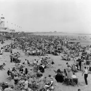 Porthcawl Beach Scenes Print, 30th June 1958