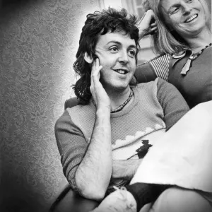 Paul McCartney Print with Wife Linda at Empire Theatre Liverpool 1973 Paul McCartney Print with Wife Linda at Empire Theatre Liverpool 1973