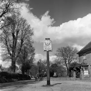 The Bedford Arms pub in Chenies, Buckinghamshire. Circa 1950 The Bedford Arms pub in Chenies, Buckinghamshire. Circa 1950
