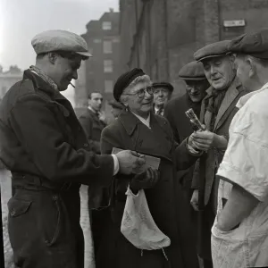 Licensed Peddler in Billingsgate Market Print (01108)