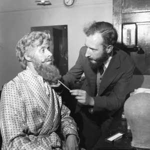 Bernard Braden (left) who is starring in No News From Father Bernard Braden (left) who is starring in No News From Father
