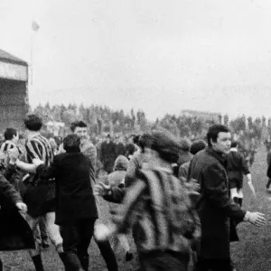 Berwick Rangers fans invade pitch after match January 1967 Berwick Rangers fans invade pitch after match January 1967
