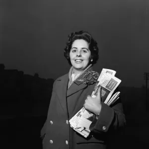 Betty Boothroyd canvassing. 25th November 1957 Betty Boothroyd canvassing. 25th November 1957