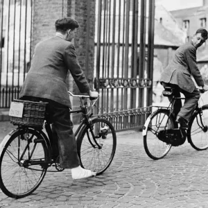Bicycles Bikes Pushbikes May 1949 A Cambridge Student with his foot in badages