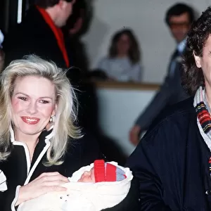 Billy Connolly with wife Pamela Stephenson with their first daughter, Daisy. 1984