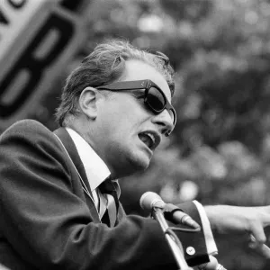 Billy Graham took to the open-air today for a short meeting in Hyde Park adjacent to
