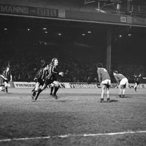 Birmingham City 0-1 Fulham, replay de la semifinal de FA Cup, acción del partido, Maine Road. Birmingham City 0-1 Fulham, replay de la semifinal de FA Cup, acción del partido, Maine Road.