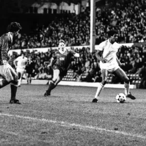 Birmingham Citys Howard Gayle, with Liverpools Mark Lawrenson Birmingham Citys Howard Gayle, with Liverpools Mark Lawrenson
