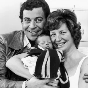 Birmingham Comedian, David Ismay and his wife show off their new baby Birmingham Comedian, David Ismay and his wife show off their new baby