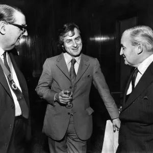 Cena del Club de Prensa de Birmingham, 17 de octubre de 1974. Harold Evans, centro.