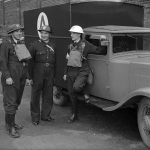 Birmingham Women in A.R.P. Uniforms, Central Car Park Depot Print