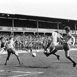 Blackburn Rovers 1 v. Watford 2. April 1982 MF06-29-005 Local Caption Division 1