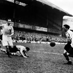 Blackpool v Southampton Stanley Matthews (left) with Peter Sillett (on ground) Blackpool v Southampton Stanley Matthews (left) with Peter Sillett (on ground)