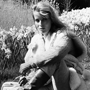 Bo Derek American actress April 1983 Sitting on the grass outdoors A©mirrorpix