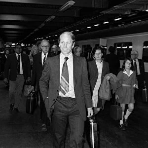 Bobby Charlton arrives in London to play his last game for Manchester United against