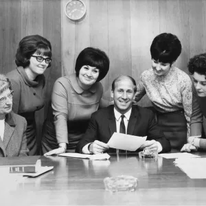 Bobby Charlton pictured amongst female staff at The Manchester United Fan Club Bobby Charlton pictured amongst female staff at The Manchester United Fan Club
