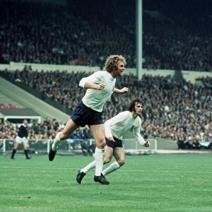 Bobby Moore 1971 England v Scotland football