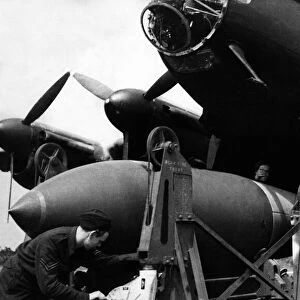 Bomber command load one of the new 12, 000 pound "earthquake"