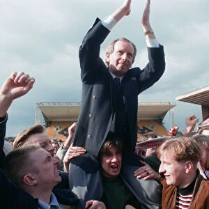 Boro manager Lennie Lawrence on the shoulders of fans. Wolverhampton Wanderers v