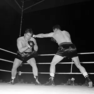 Boxing Don Cockell British and European Heavyweight Champion beats American Harry Mathews