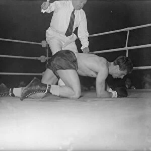 Boxing at Harringay 1951 Randolph Turpin v Luc van Dam DM 28 / 2 / 1951
